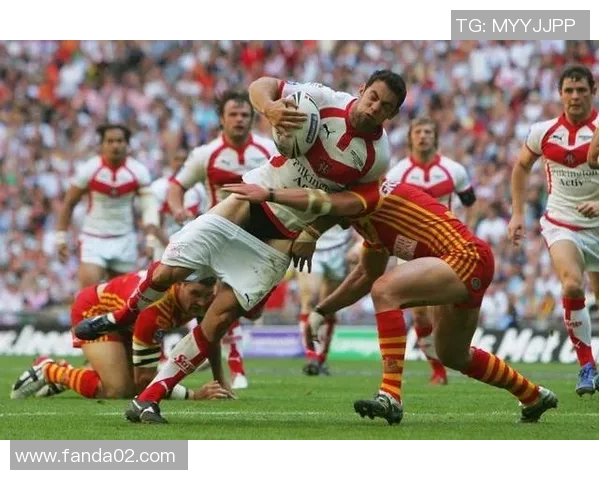 足球场上的幽默大师那些搞笑的足球明星们让你捧腹大笑的瞬间