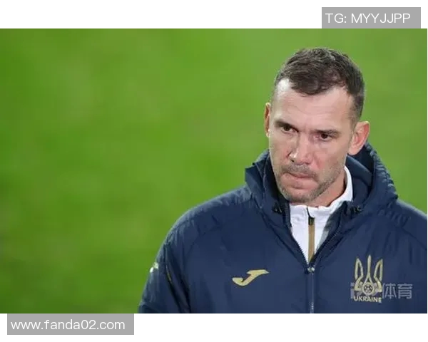 乌克兰足球明星感染新冠病毒后复出情况引发广泛关注