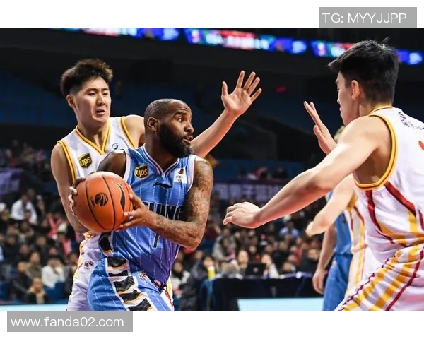 南京篮球队在冠军赛中的速度优势分析与表现点评