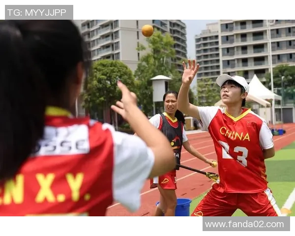 成都网球队逆袭之路揭秘洲际杯特别报道展现拼搏精神与团队力量 成都网球队逆袭之路揭秘洲际杯特别报道展现拼搏精神与团队力量