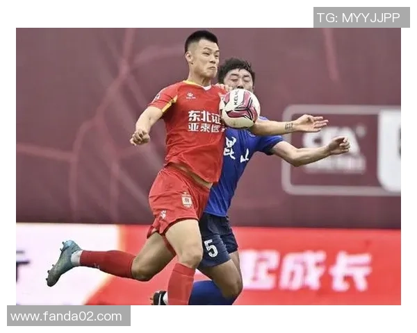 南京足球队以69分领跑大师赛积分榜展现强大实力 南京足球队以69分领跑大师赛积分榜展现强大实力